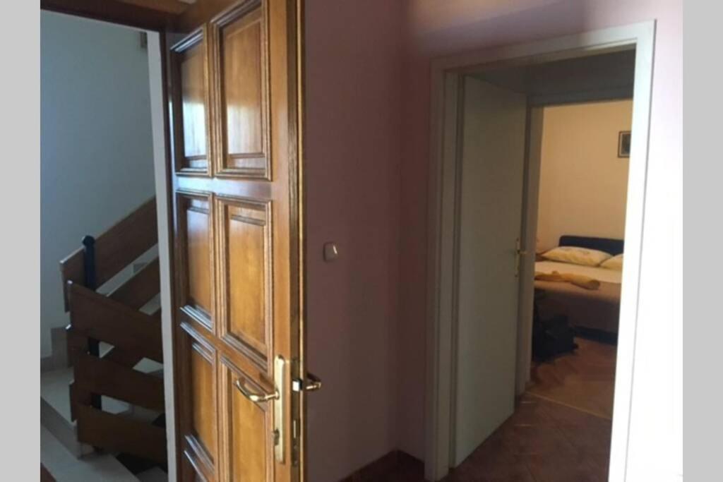 Apartment Blue Sea Дуги-Рат Экстерьер фото