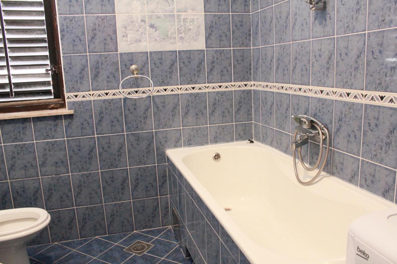 Apartment Blue Sea Дуги-Рат Экстерьер фото